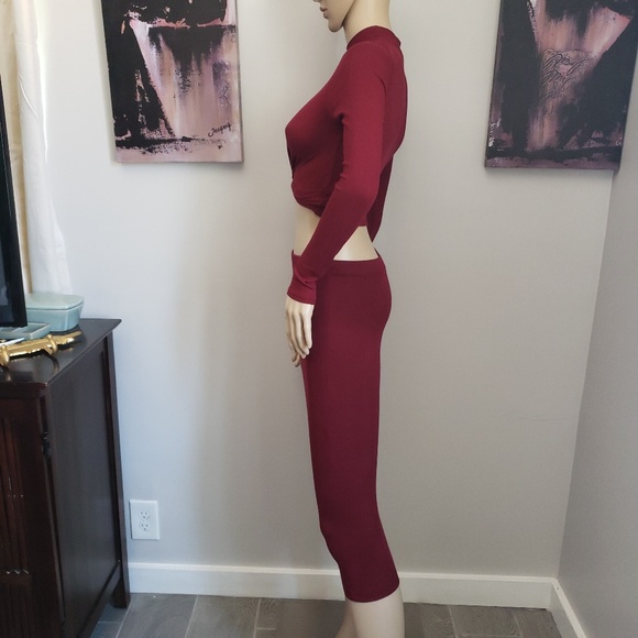 🌺HP x2🌺 2Pcs Red Long Sleeve Pencil Skirt NWOT - Picture 3 of 8